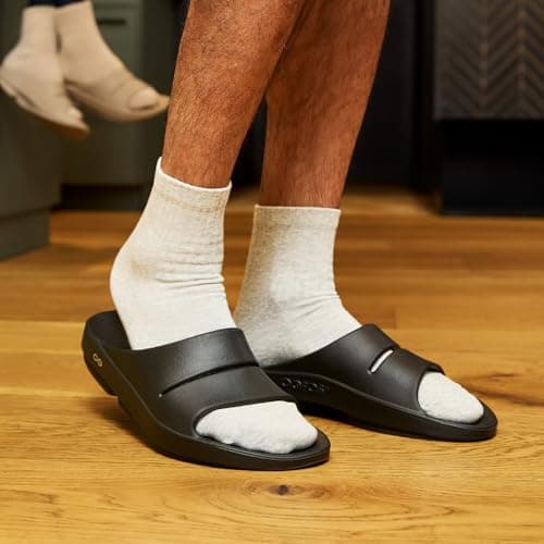 OOFOS OOahh Recovery Slide, Black - Women’s Size 12, Men’s Size 10
